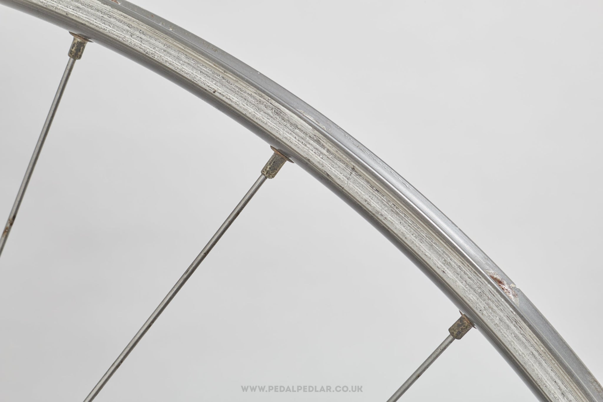 Campagnolo Nuovo/Super Record (1034) / Mavic GP4 Vintage 28"/700c Tubular Road Front Wheel - Pedal Pedlar - Bicycle Wheel For Sale