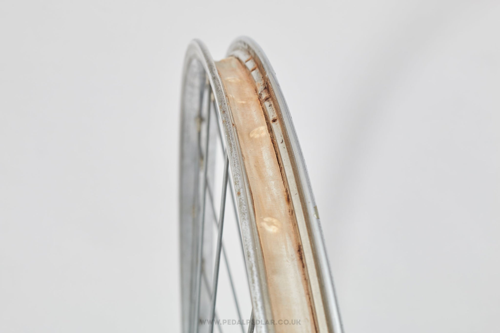 Raleigh 27 2025 inch wheels