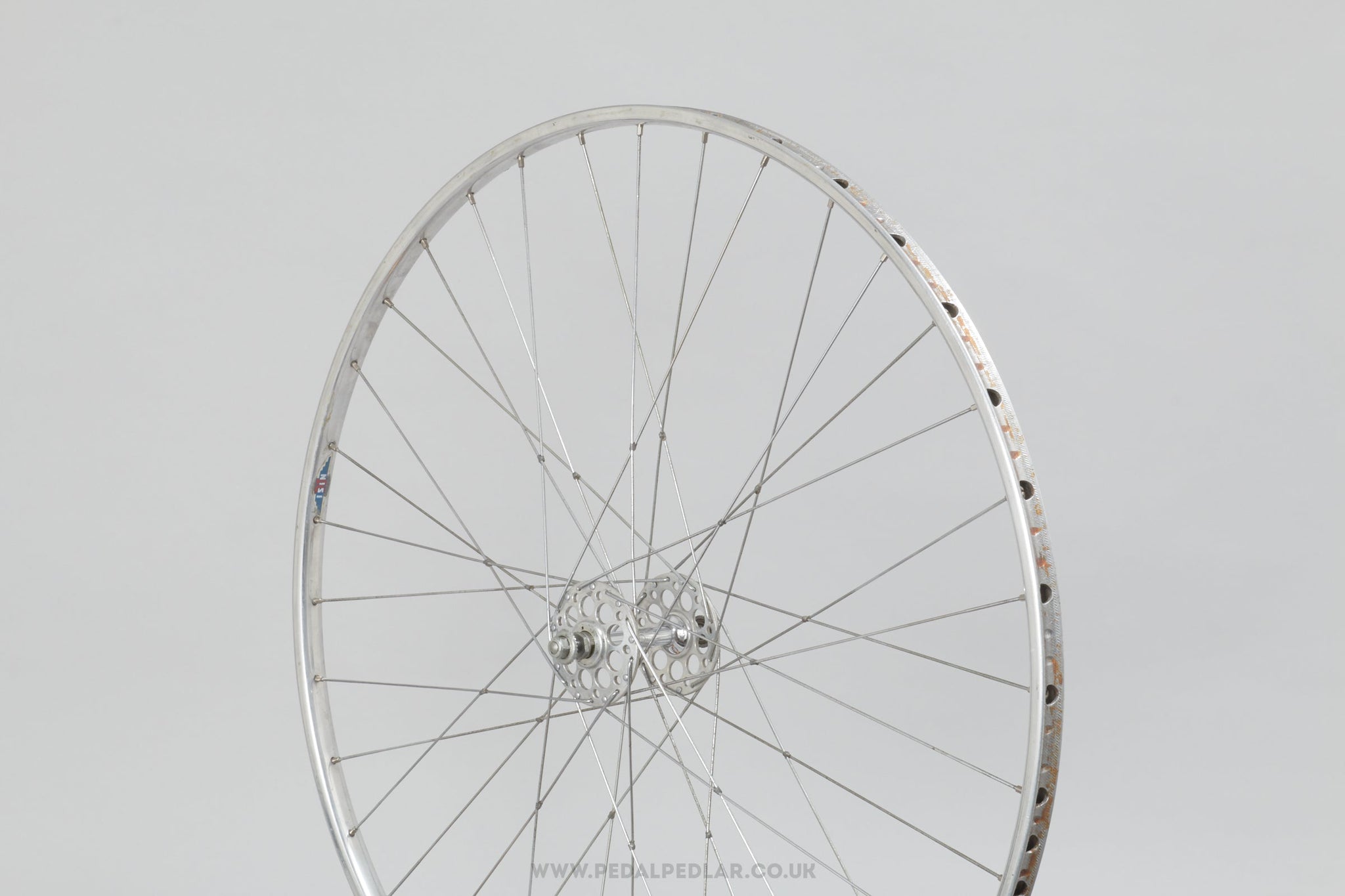 Cerchio Bici 700C In Alluminio Argento 32 Fori – Leggero E Resistente Per Pista E Freno